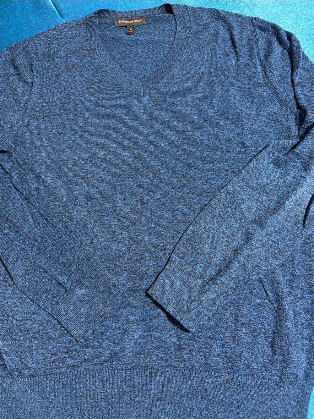 Banana Republic Men's Heather Navy V-Neck Sweater